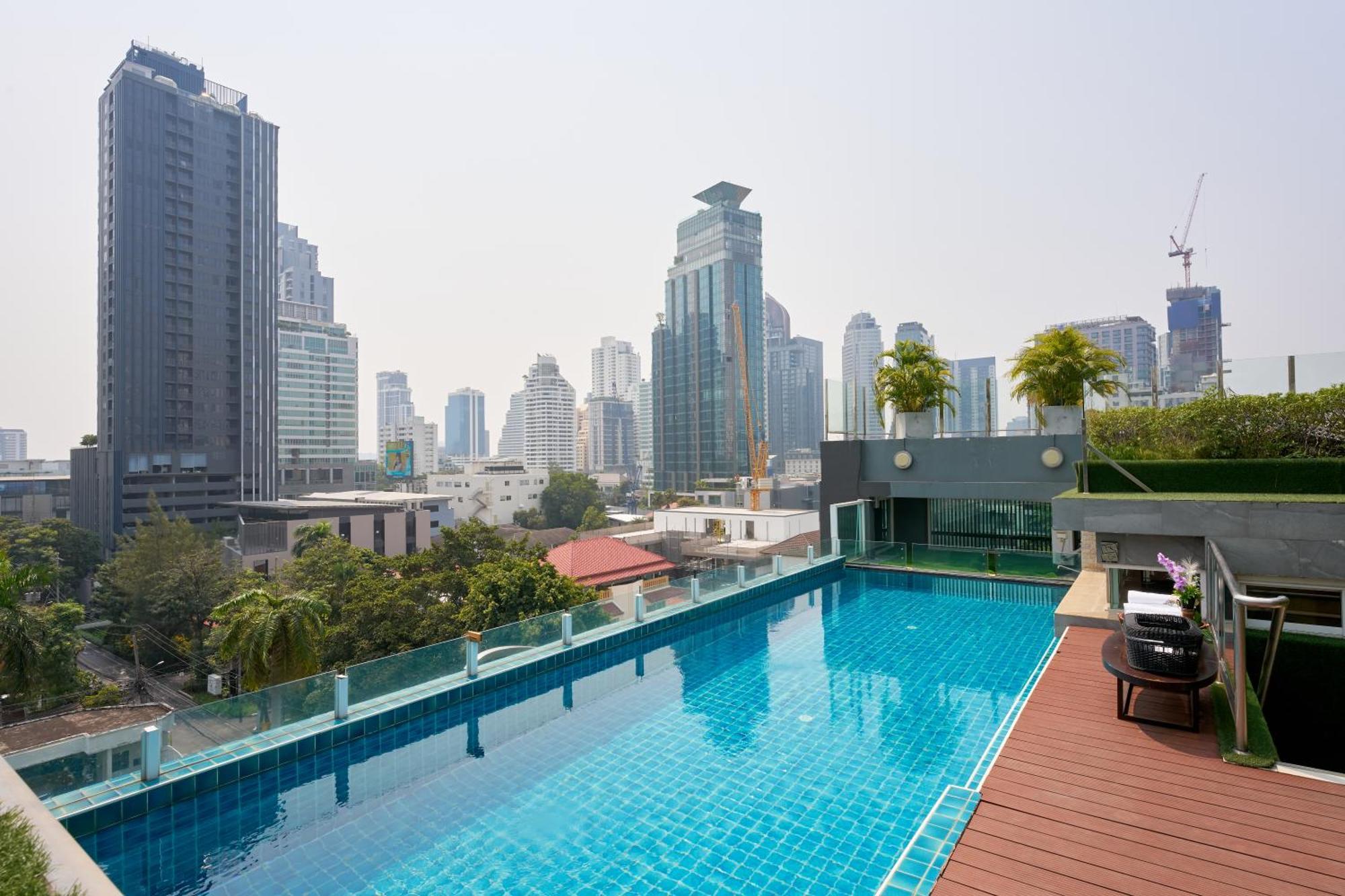 Shine Aparthotels Sukhumvit Thonglor Bangkok Bagian luar foto