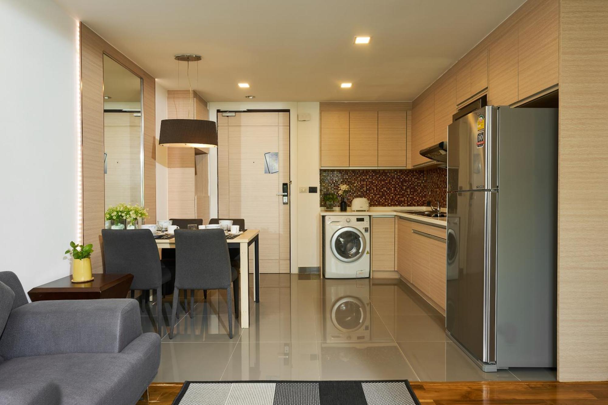 Shine Aparthotels Sukhumvit Thonglor Bangkok Bagian luar foto