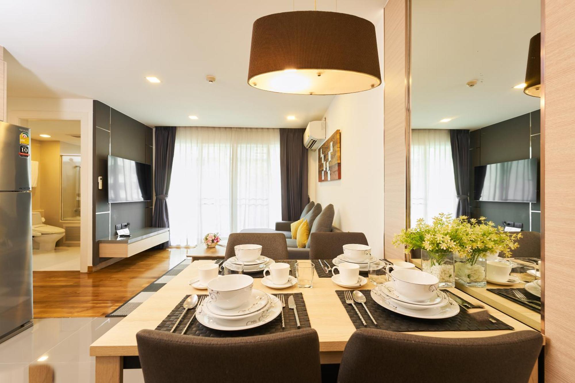 Shine Aparthotels Sukhumvit Thonglor Bangkok Bagian luar foto