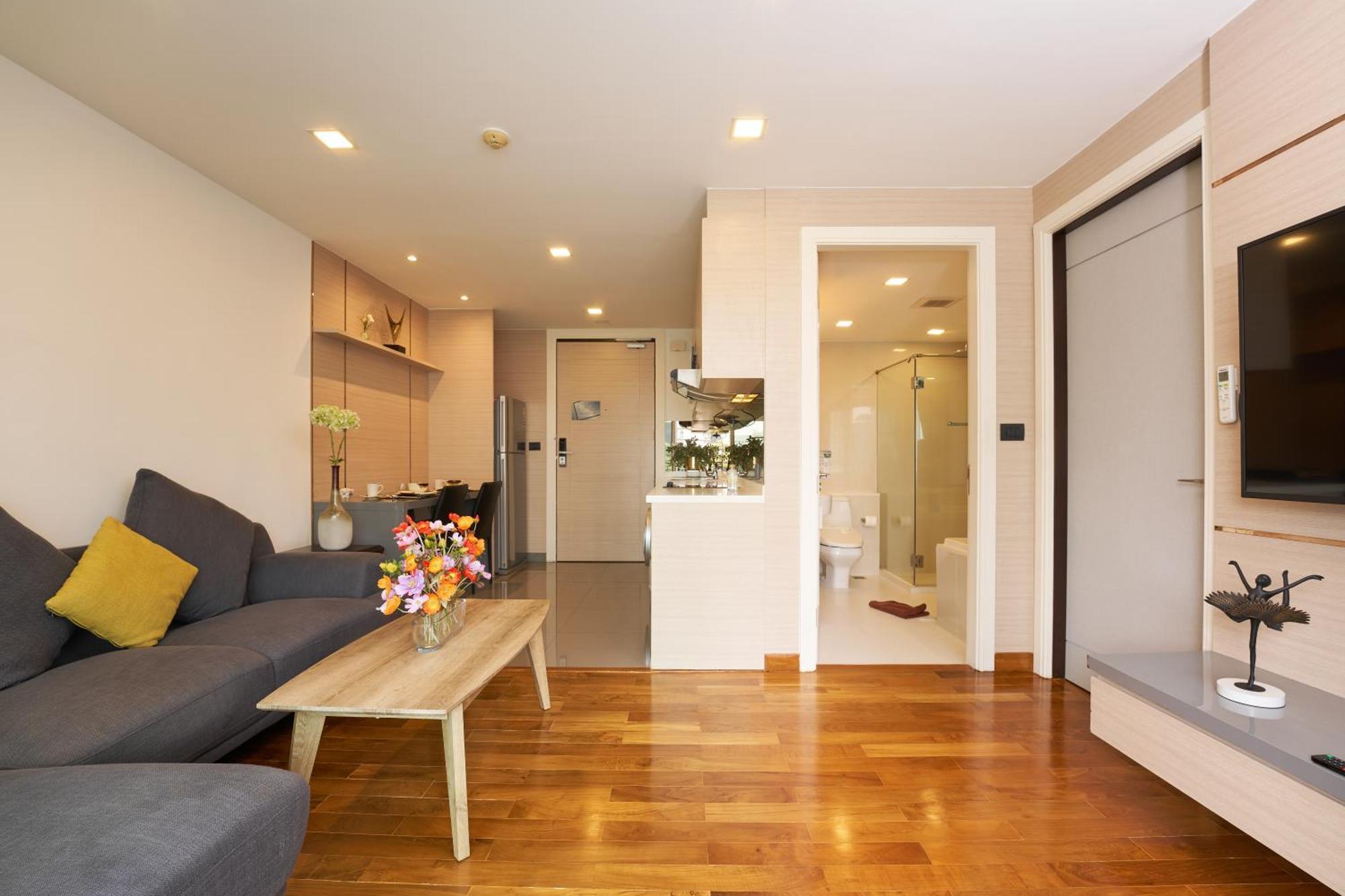 Shine Aparthotels Sukhumvit Thonglor Bangkok Bagian luar foto