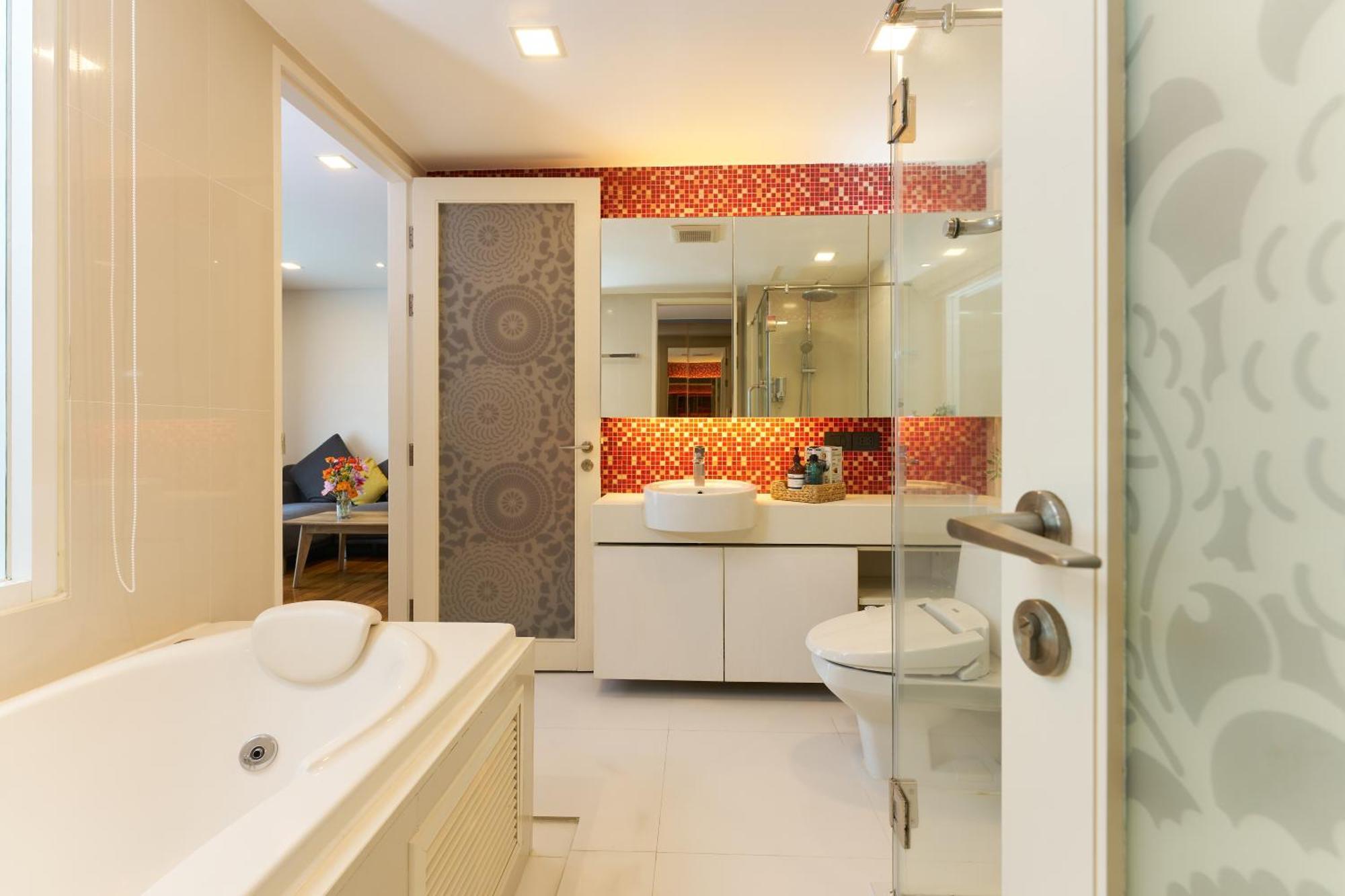 Shine Aparthotels Sukhumvit Thonglor Bangkok Bagian luar foto