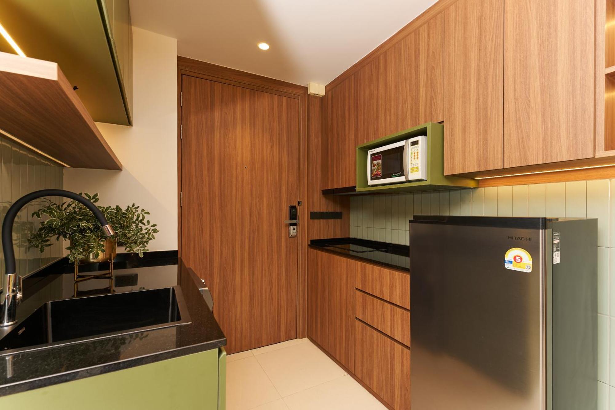 Shine Aparthotels Sukhumvit Thonglor Bangkok Bagian luar foto